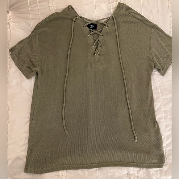 VICI Collection Tundra Lace Up Knit Top - Olive size L - Picture 12 of 16
